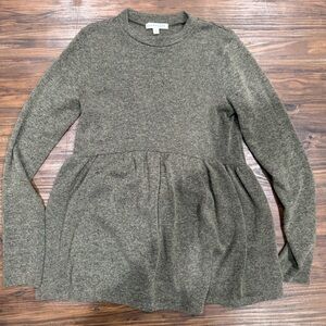 DownEast // green long sleeve sweater top